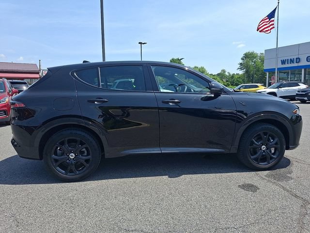Used 2024 Dodge Hornet R/T w/ R/T Blacktop Package AWD/4WD image 7