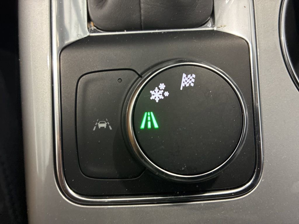Used 2024 Chevrolet Blazer LT w/ Convenience Package FWD image 27