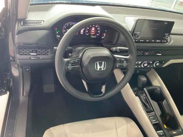 Used 2025 Honda Accord SE image 7