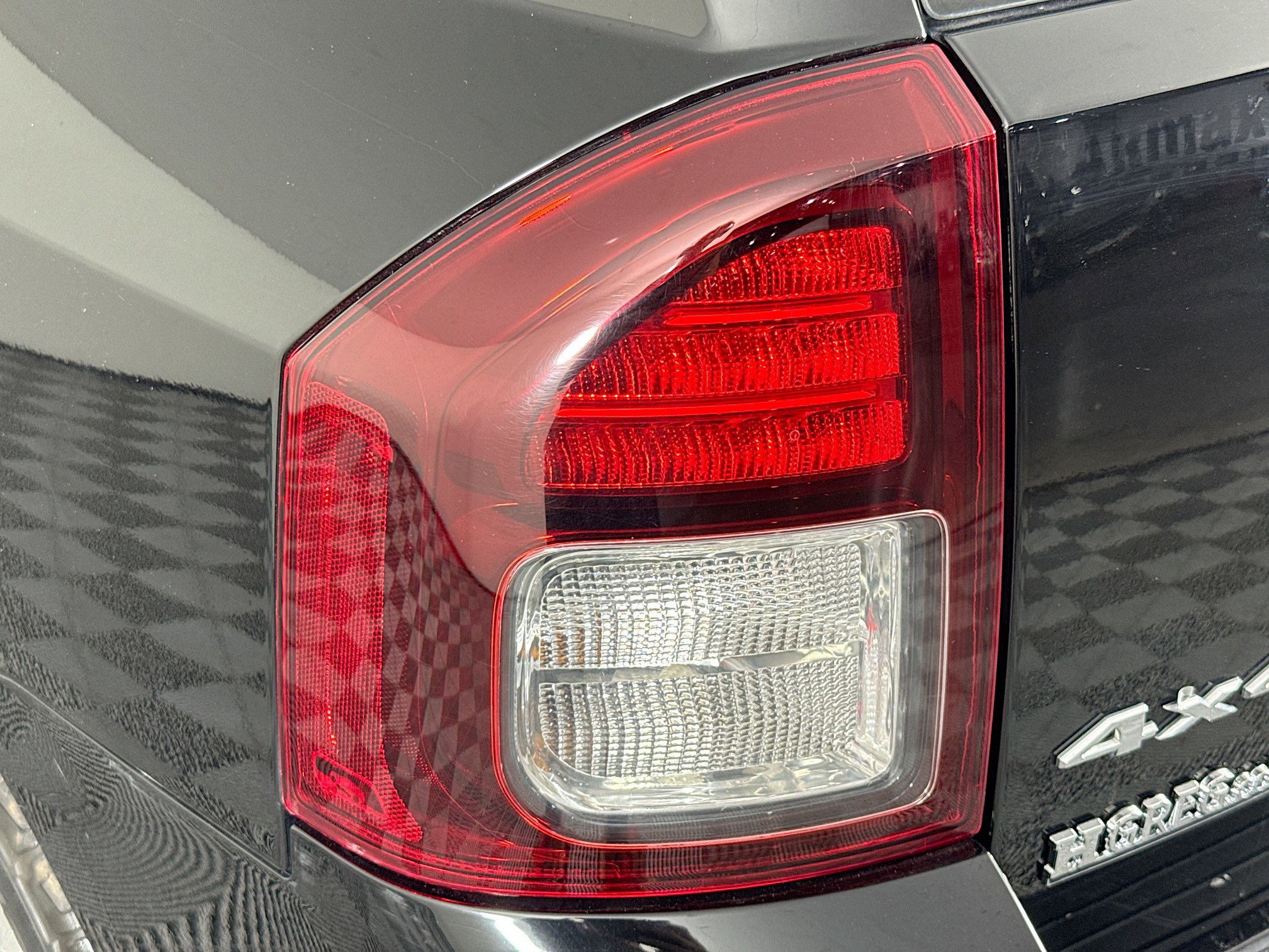 Used 2016 Jeep Compass Sport w/ Power Value Group image 34