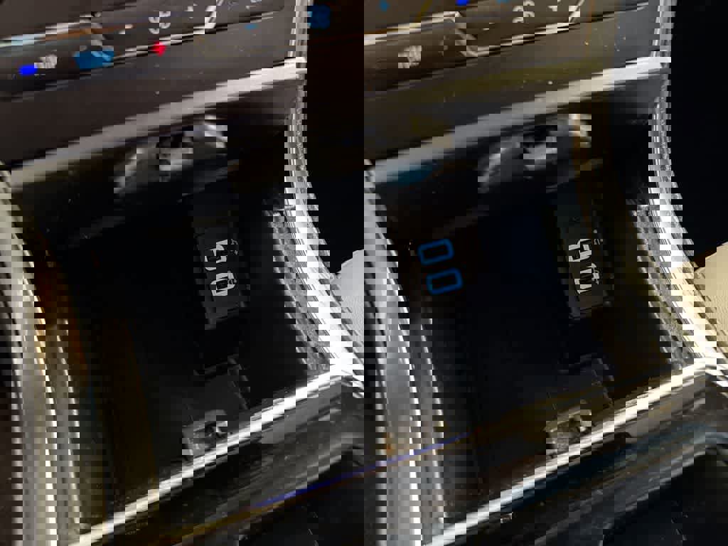 Used 2019 Ford Edge Titanium image 31