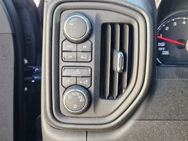 Used 2020 Chevrolet Silverado 1500 Custom w/ Custom Value Package image 17