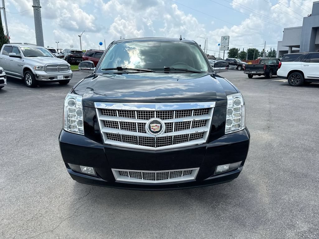 Used 2014 Cadillac Escalade Platinum AWD/4WD image 8