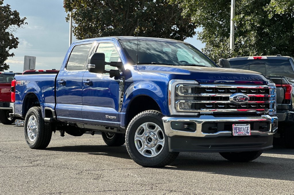New 2026 Ford F250 XLT w/ XLT Premium Package AWD/4WD image 2