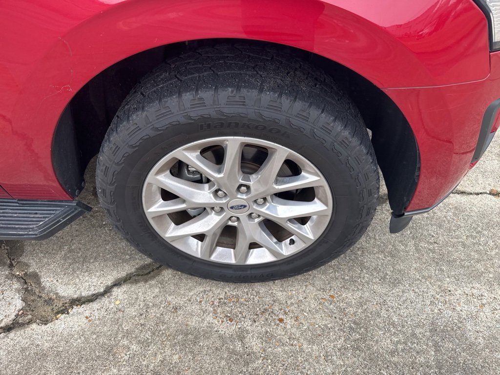 Used 2021 Ford Expedition XLT image 18