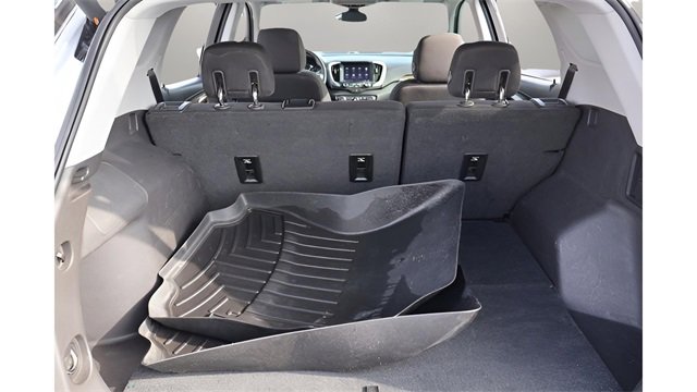 Used 2018 GMC Terrain SLE w/ Driver Convenience Package image 23