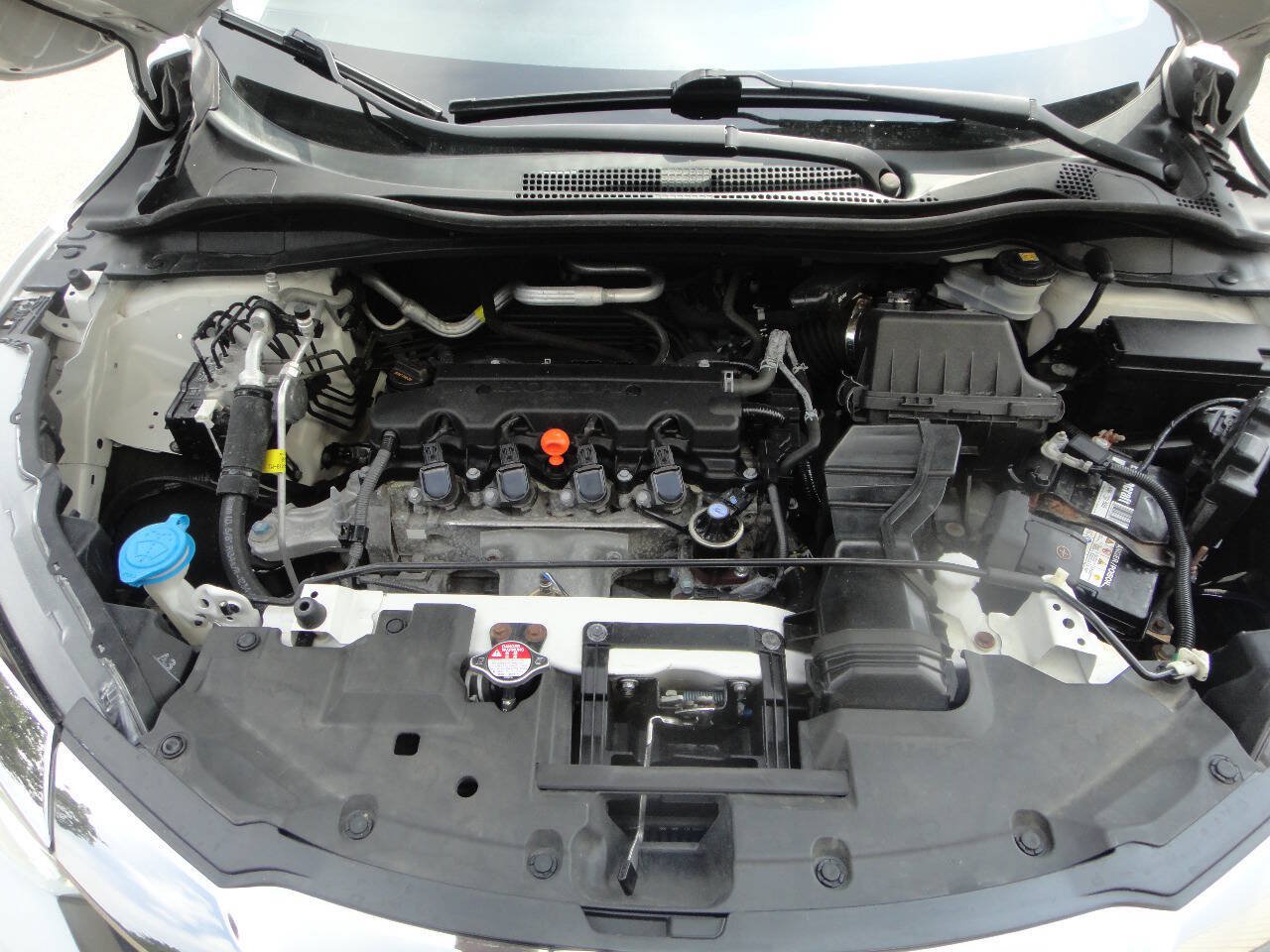 Used 2019 Honda HR-V EX image 16
