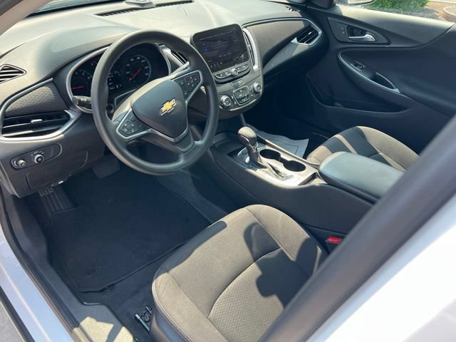 Used 2022 Chevrolet Malibu LS FWD image 12