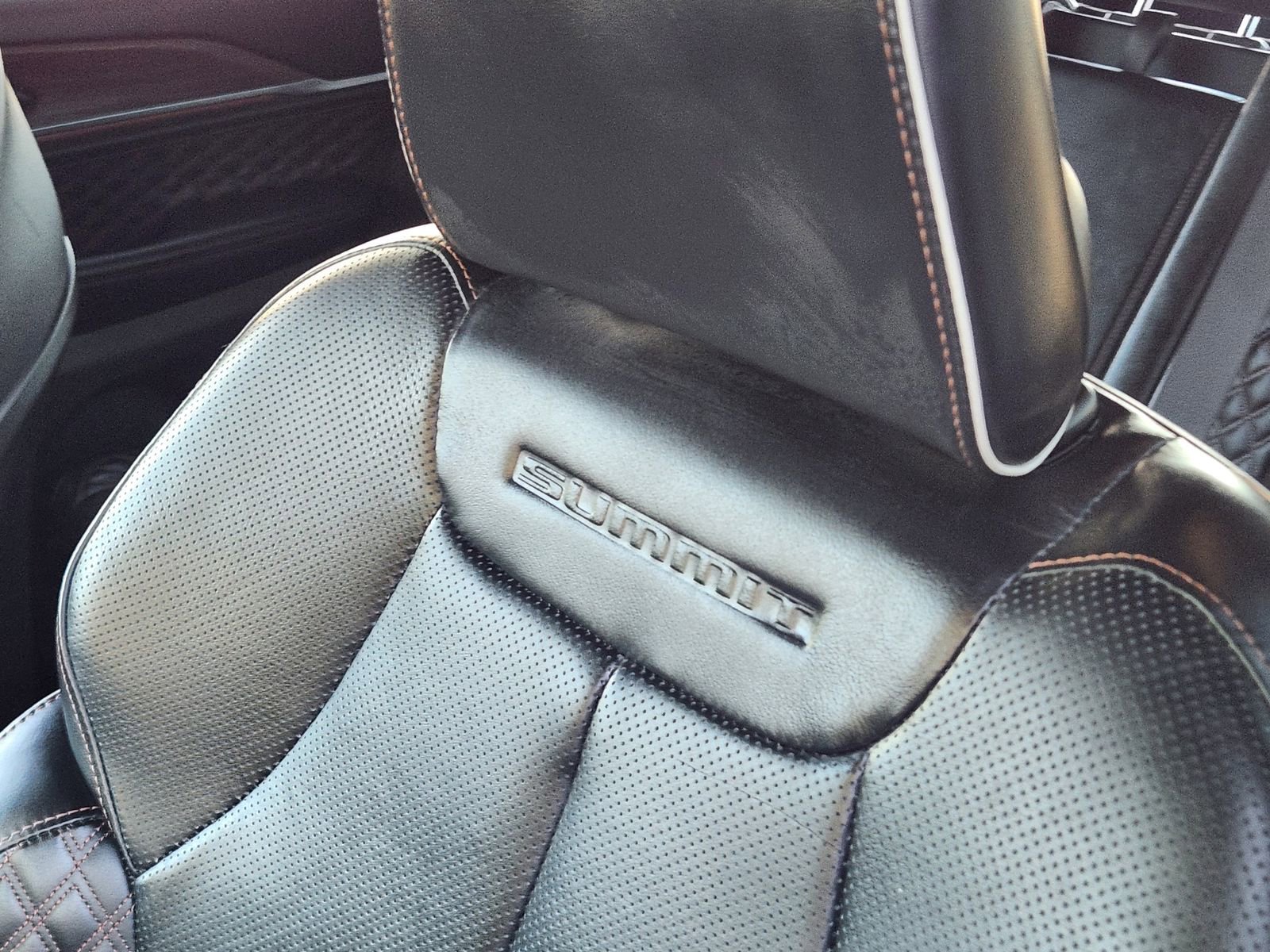 Used 2022 Jeep Grand Cherokee Summit image 16