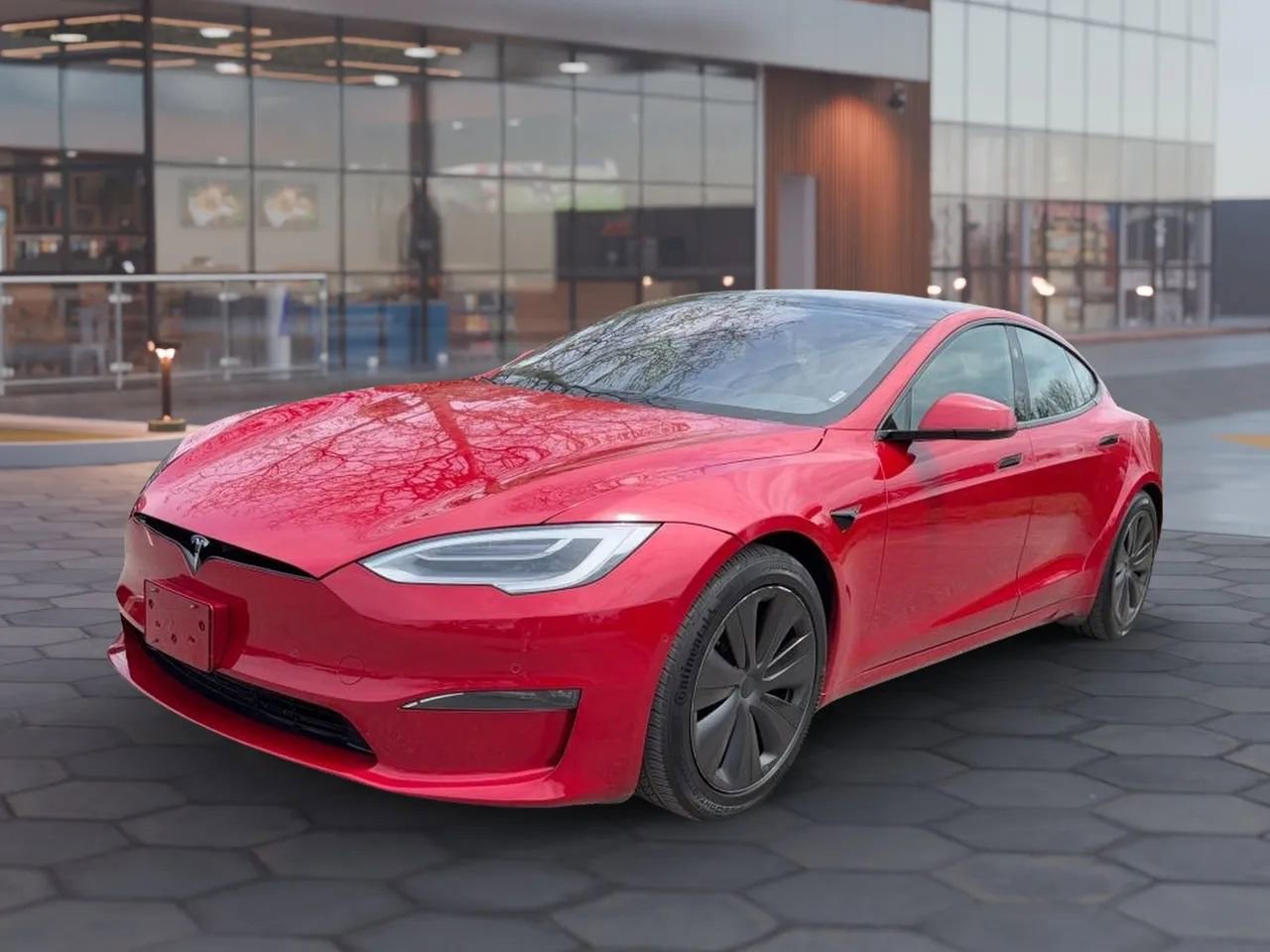 Used 2021 Tesla Model S Long Range AWD/4WD image 2