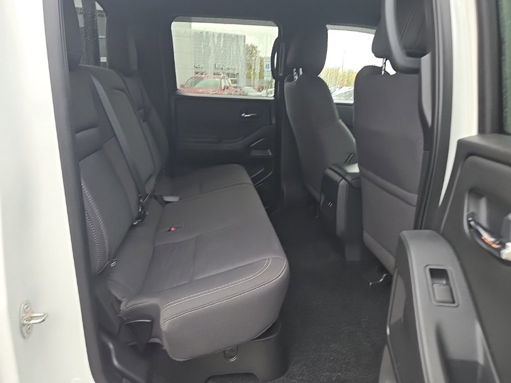 Used 2023 Nissan Frontier SV w/ Midnight Edition Package image 26