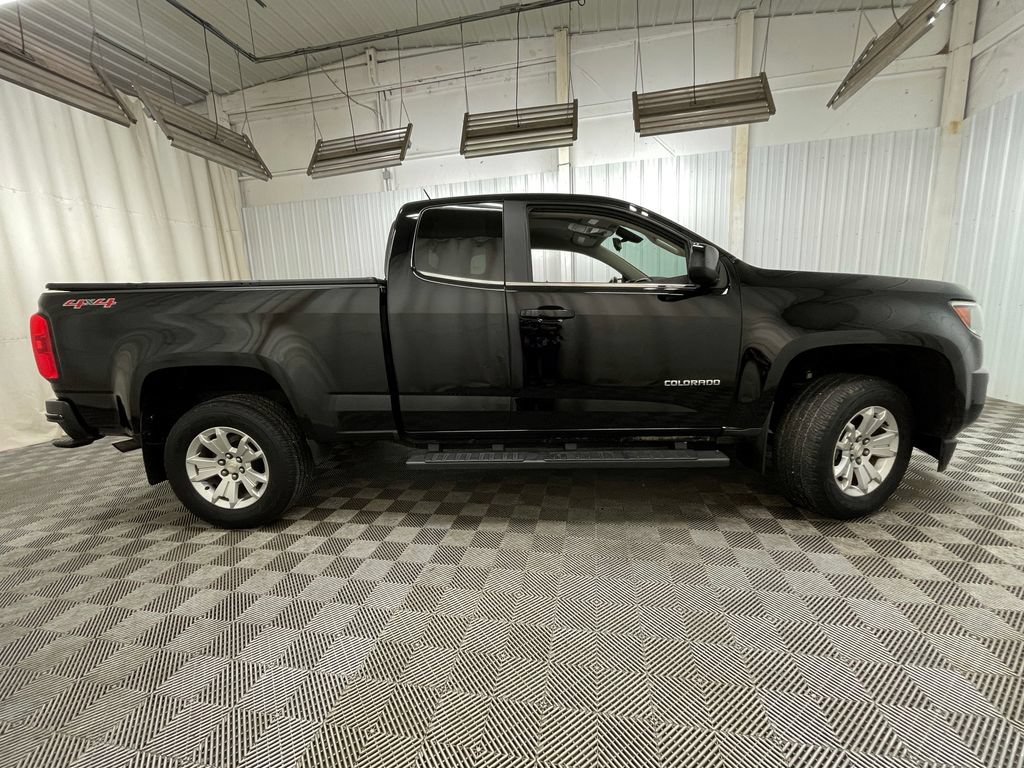 Used 2016 Chevrolet Colorado LT w/ LT Convenience Package AWD/4WD image 19