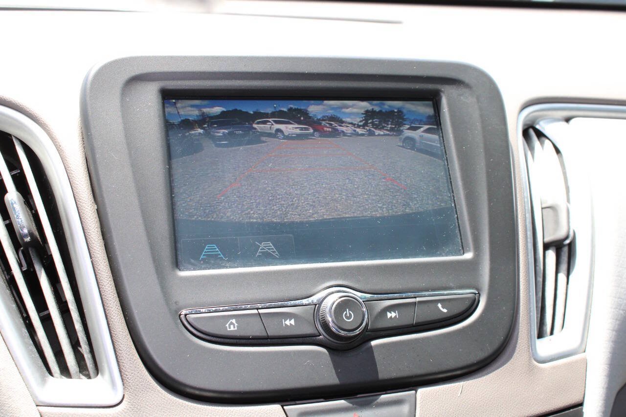 Used 2016 Chevrolet Malibu LS FWD image 16