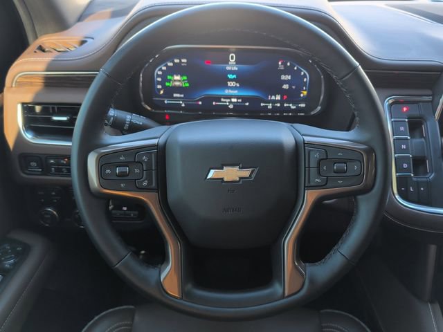 Used 2024 Chevrolet Suburban High Country image 21