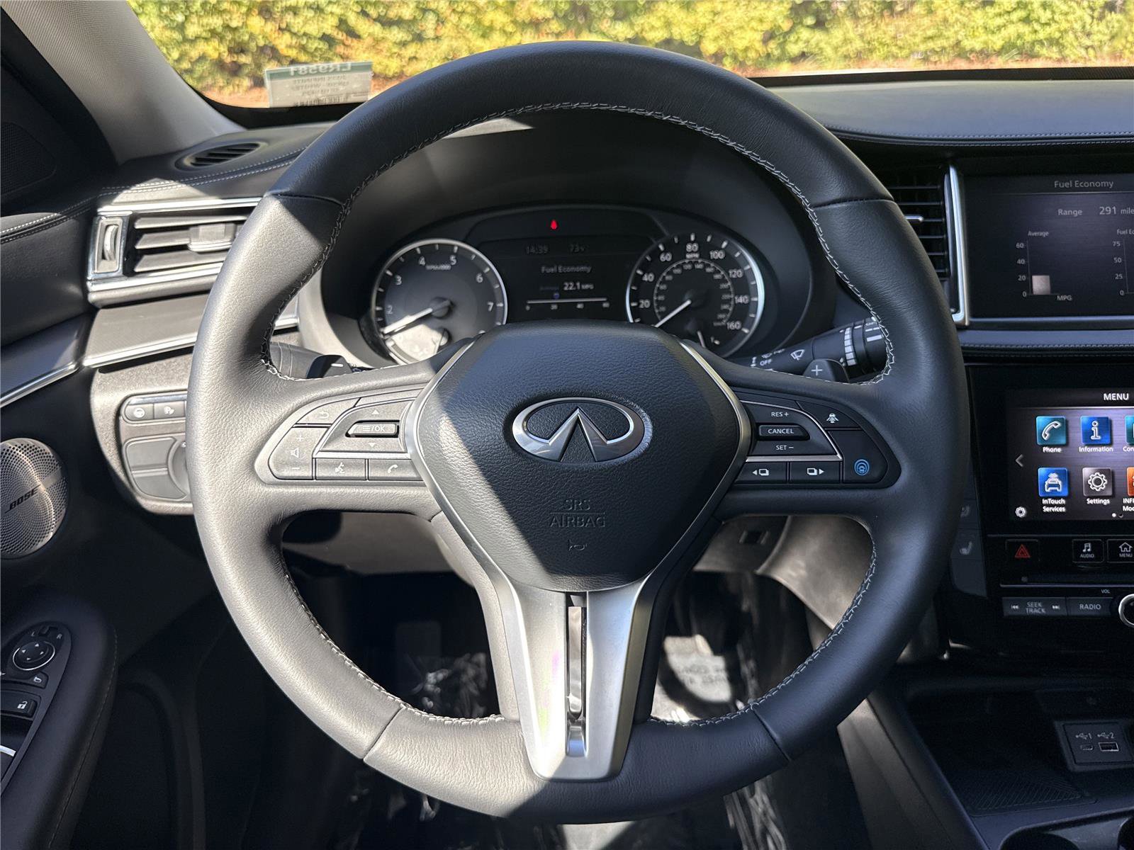 Certified 2025 INFINITI QX50 Luxe image 12