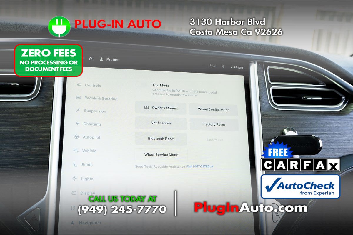 Used 2016 Tesla Model X 75D AWD/4WD image 33
