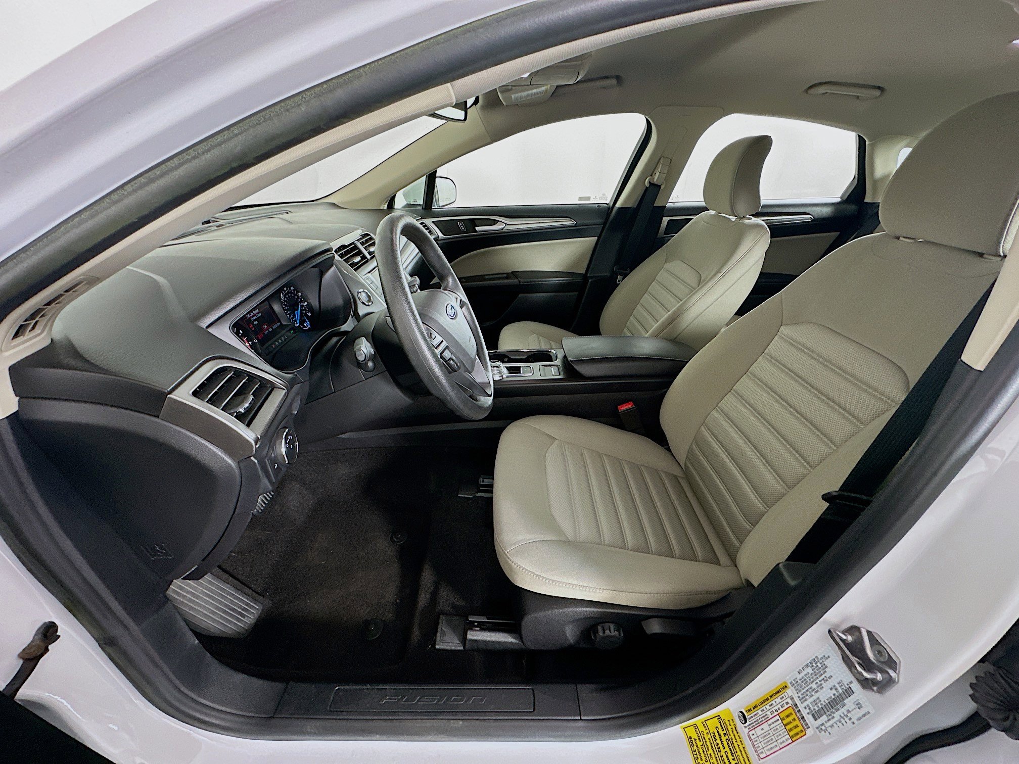 Used 2019 Ford Fusion S image 13