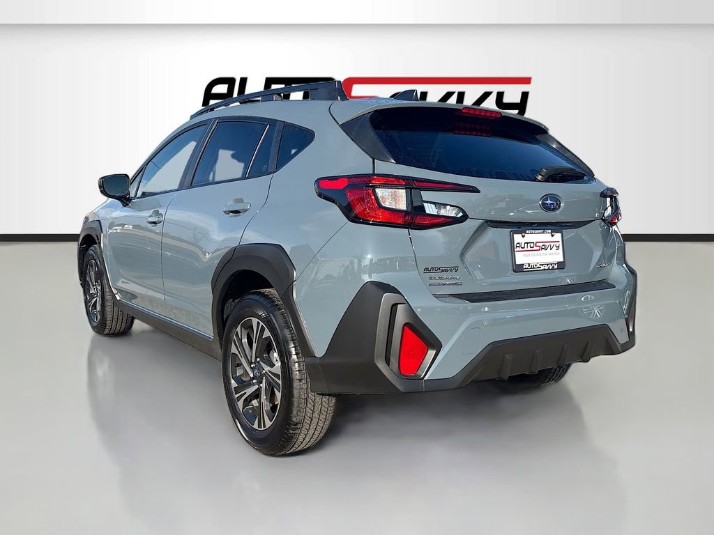 Used 2025 Subaru Crosstrek 2.0i Premium image 5