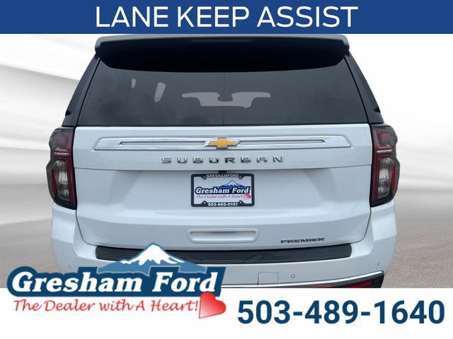Used 2023 Chevrolet Suburban Premier image 5