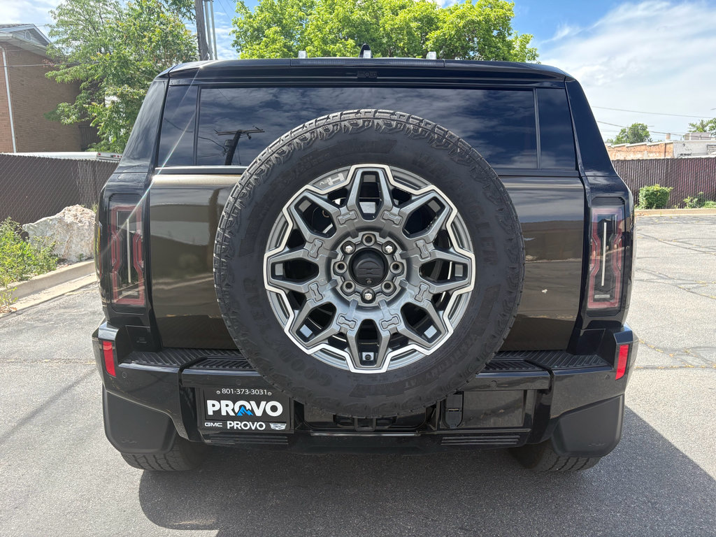 Used 2024 GMC Hummer EV 3X w/ LPO, Roof Cross Rail Package AWD/4WD image 6