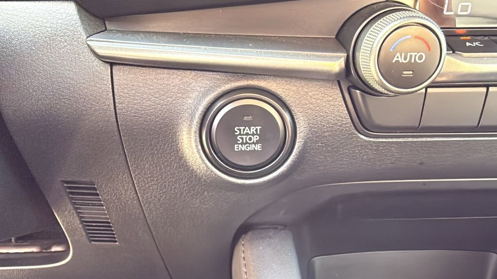 Used 2025 MAZDA MAZDA3 s image 18