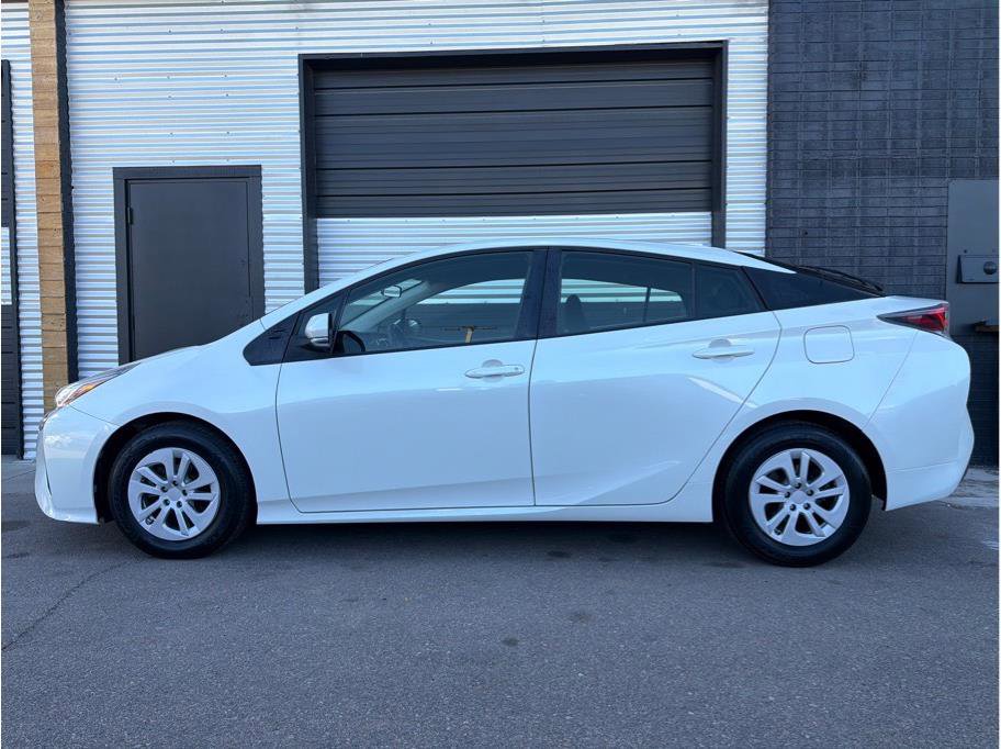 Used 2016 Toyota Prius Two w/ Preferred Accessory Package image 7