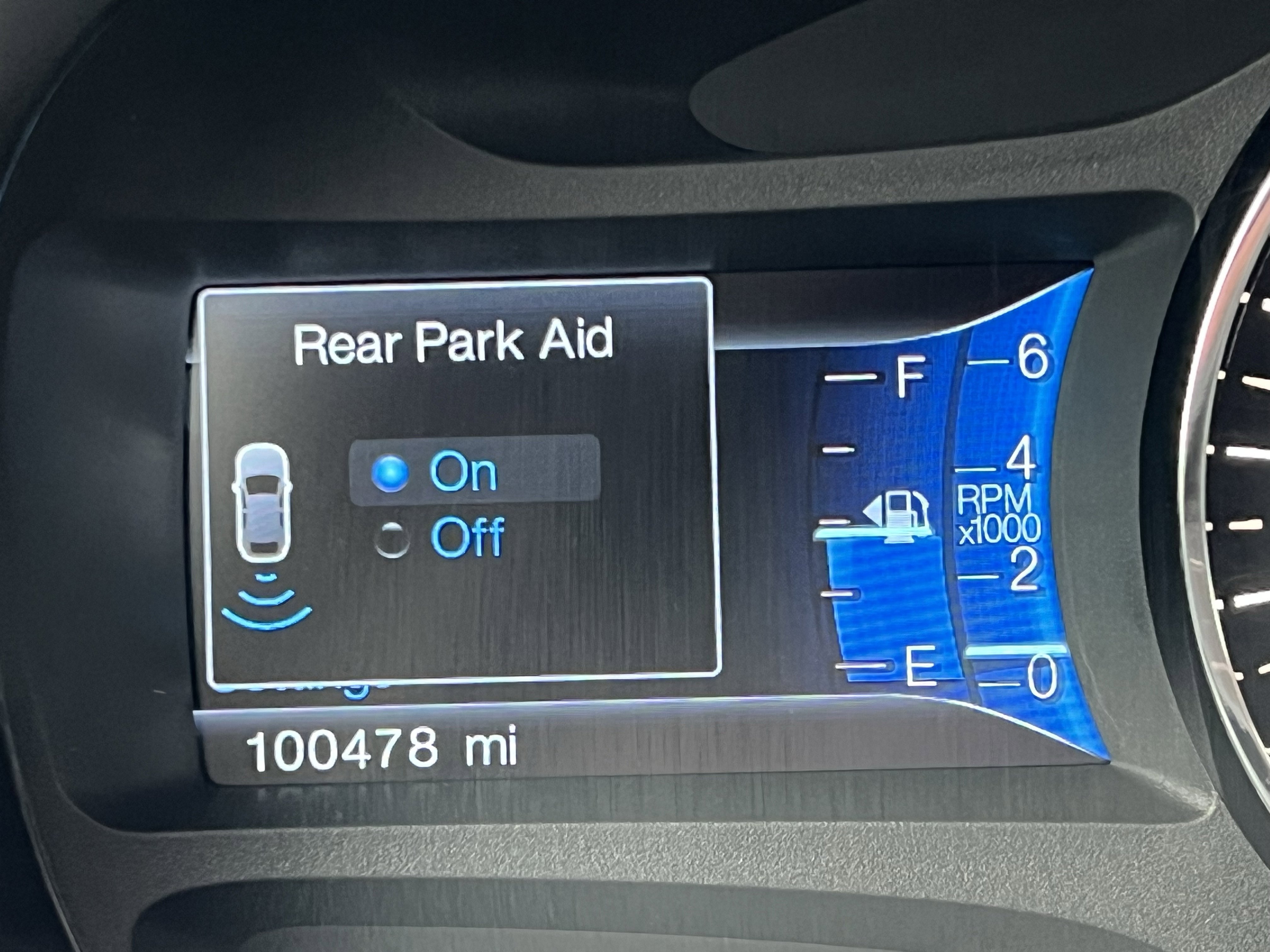 Used 2014 Ford Edge Sport w/ Driver Entry Package FWD image 29