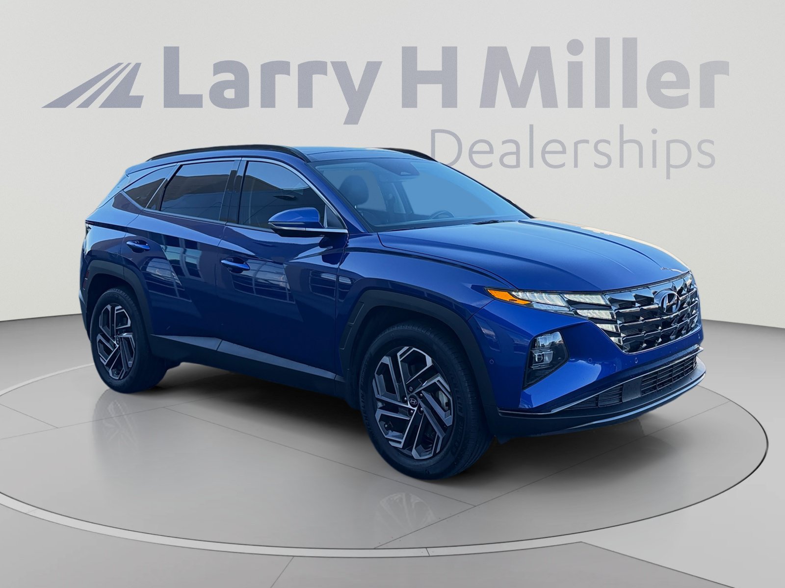 Certified 2024 Hyundai Tucson Limited AWD/4WD image 8