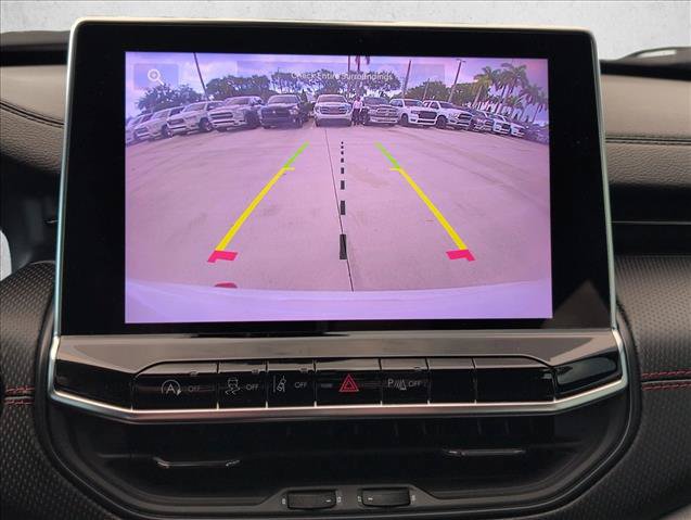 Used 2024 Jeep Compass Trailhawk AWD/4WD image 17