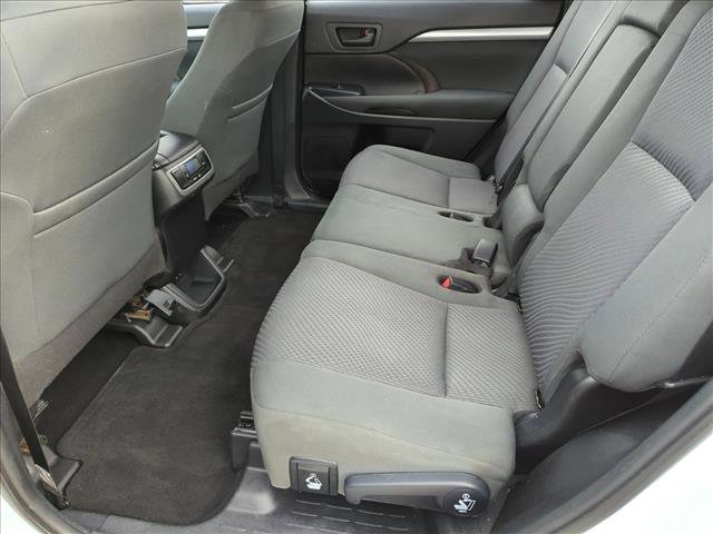 Certified 2019 Toyota Highlander LE FWD image 18