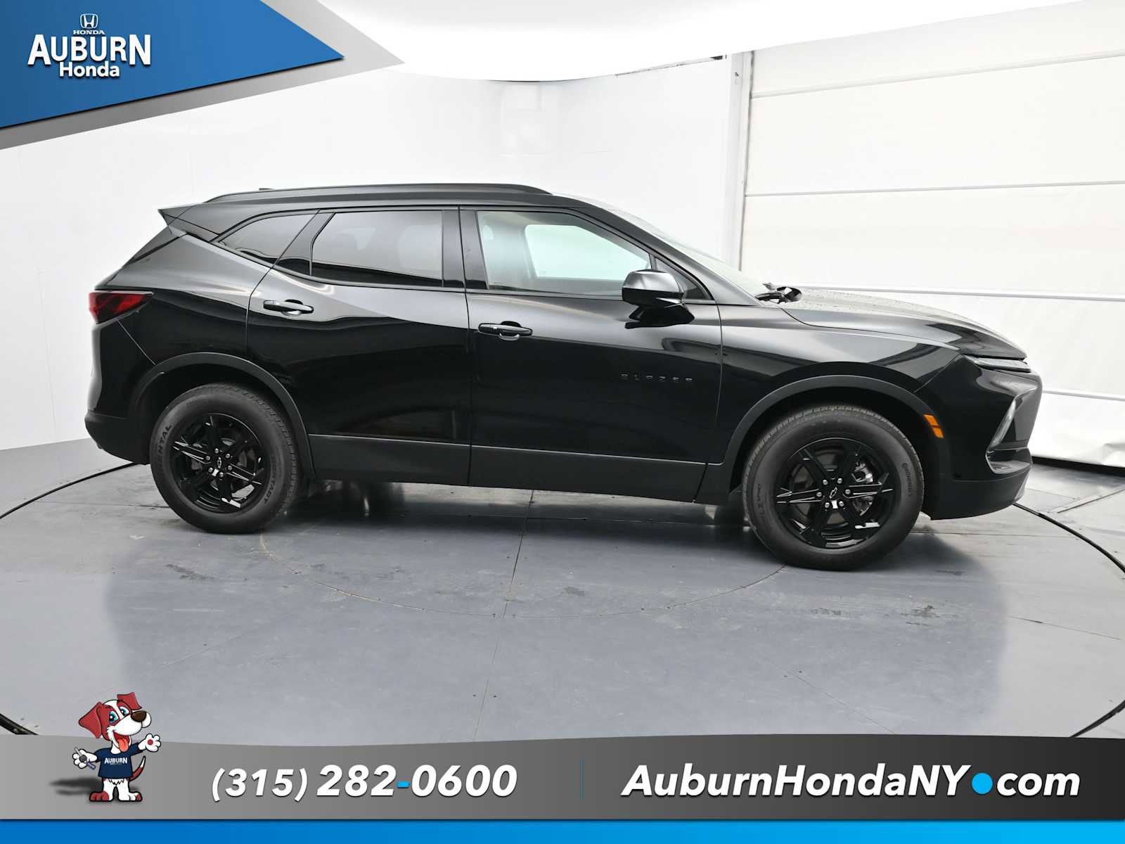 Used 2025 Chevrolet Blazer LT w/ Convenience Package image 13