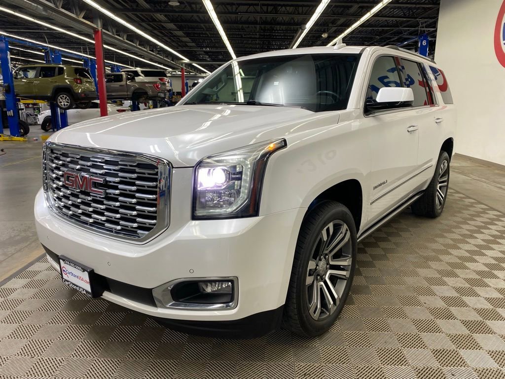 Used 2019 GMC Yukon Denali w/ Denali Ultimate Package image 3