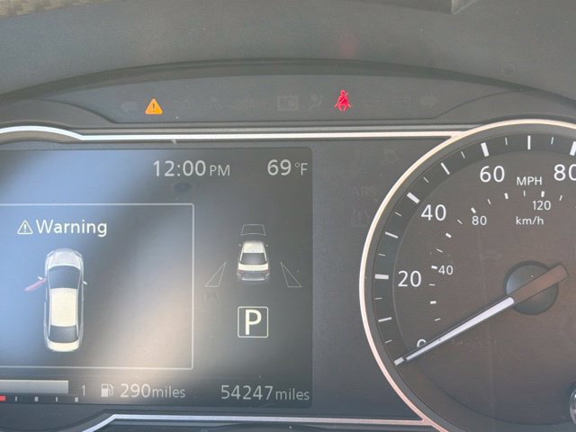 Used 2024 Nissan Versa SV FWD image 28