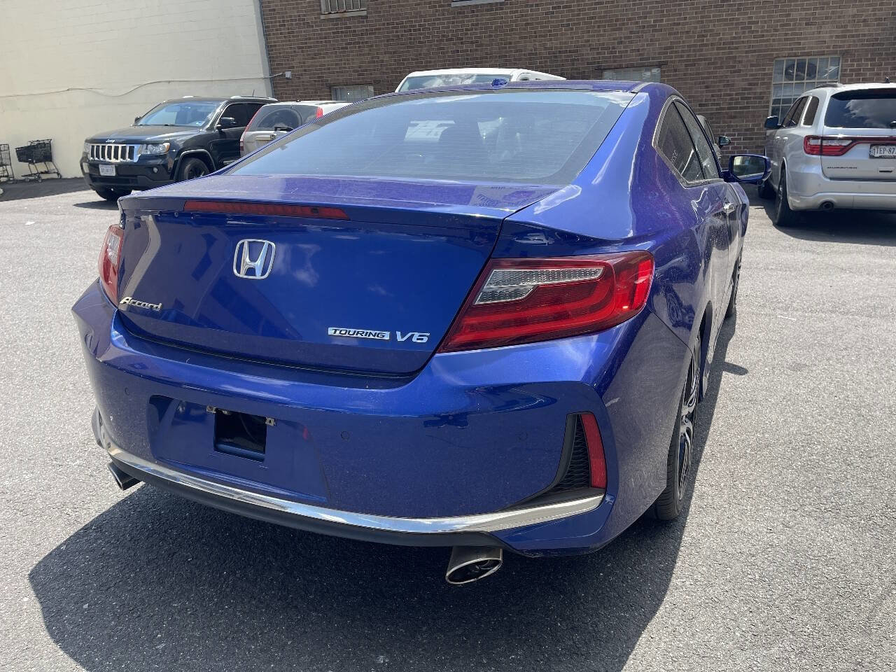 Used 2016 Honda Accord Touring image 7