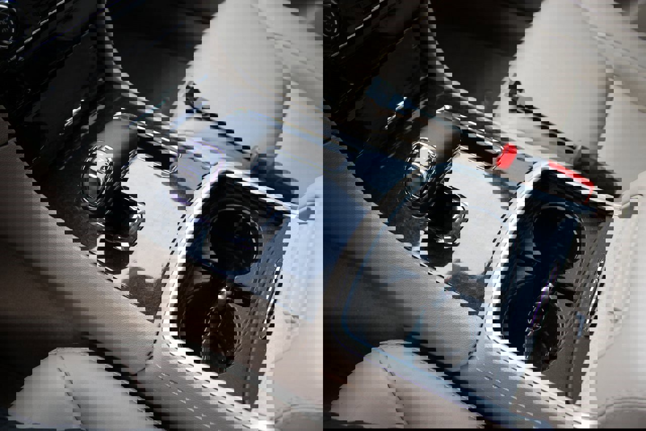 Used 2013 Chrysler 300 image 22