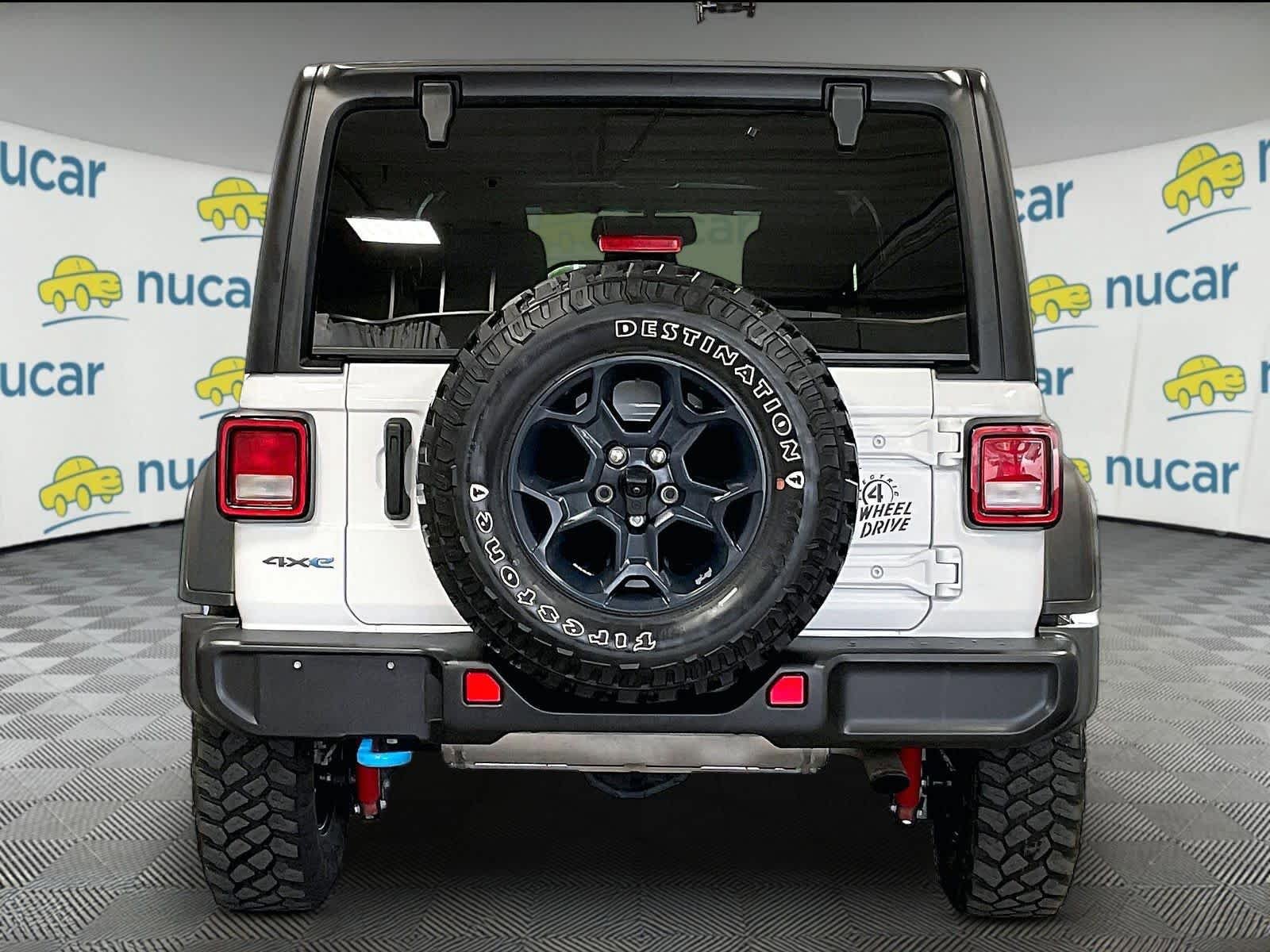 Used 2023 Jeep Wrangler Unlimited w/ Cold Weather Group AWD/4WD image 5