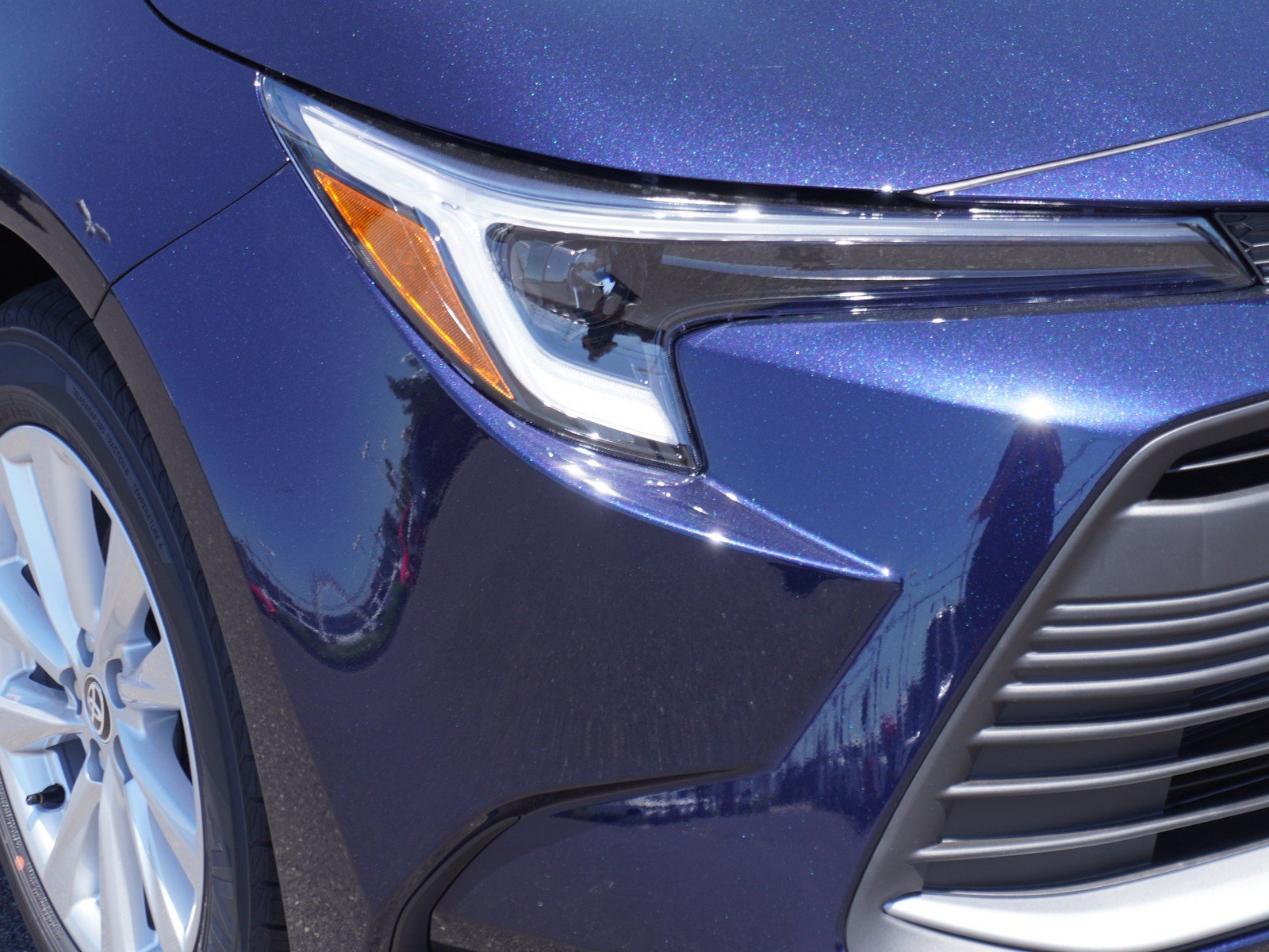 New 2026 Toyota Corolla XLE FWD image 3