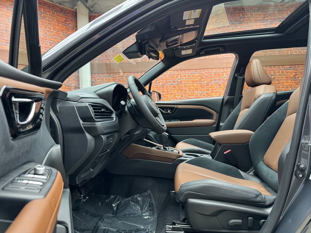 Used 2025 Subaru Forester Touring image 25