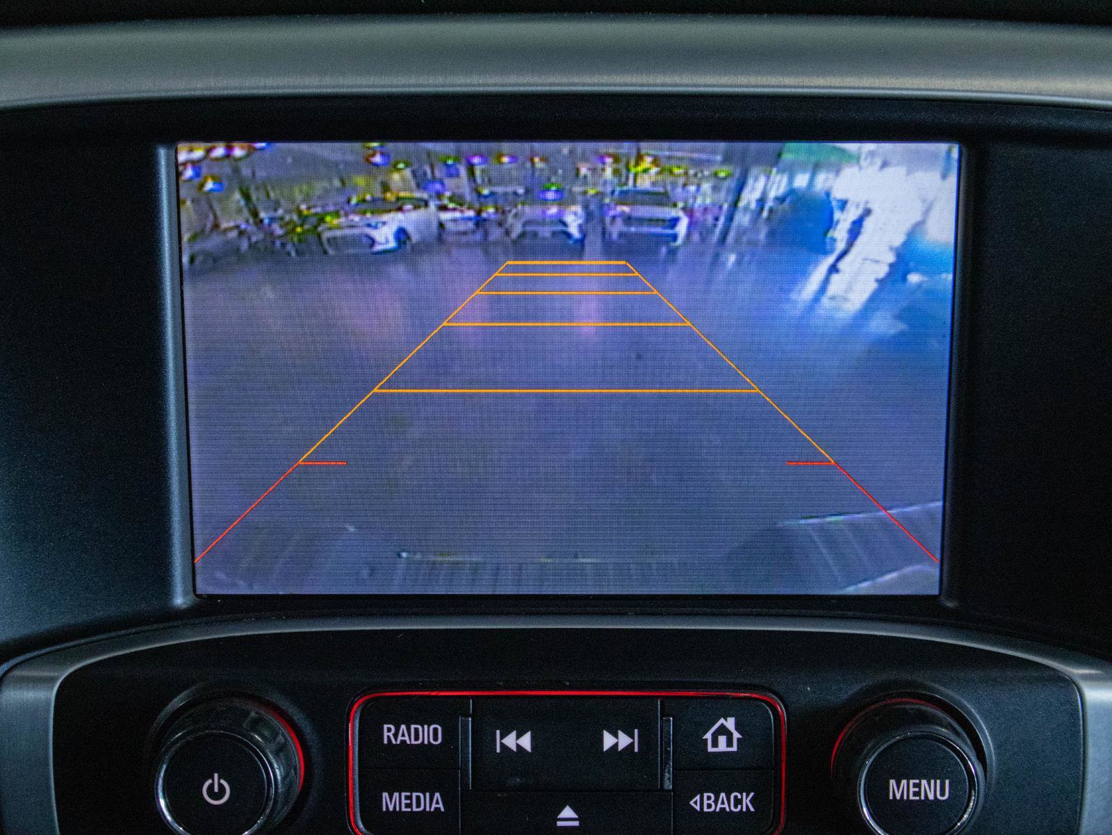 Used 2015 GMC Sierra 1500 SLT w/ SLT Crew Cab Value Package image 6