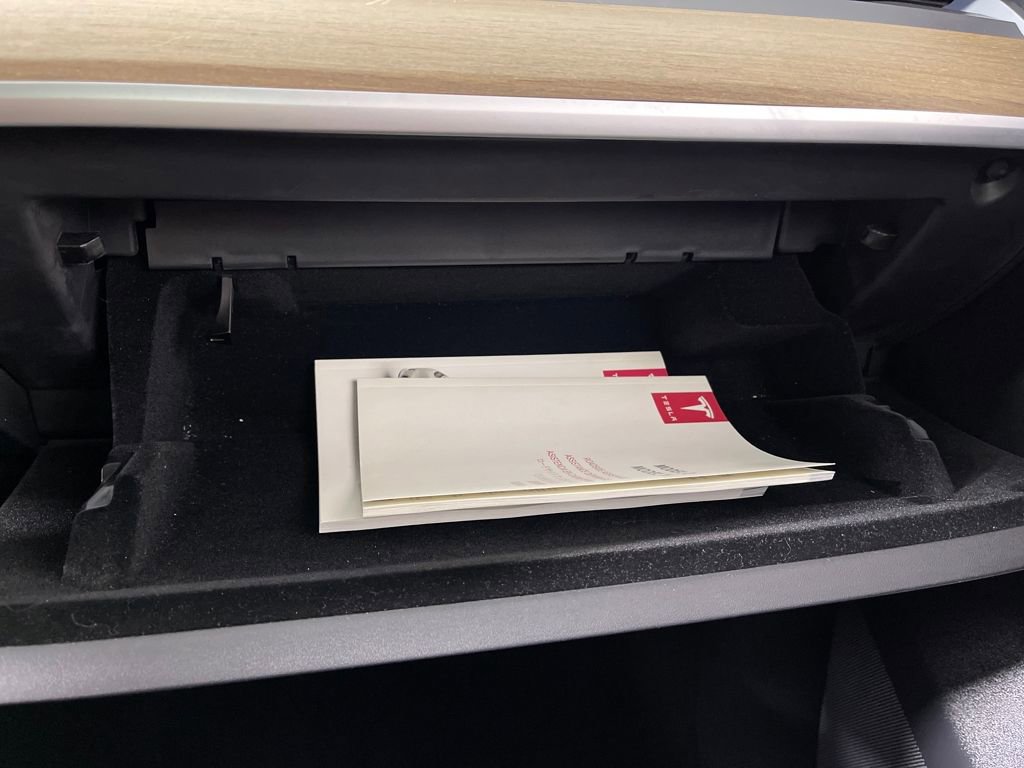 Used 2021 Tesla Model Y Long Range image 25