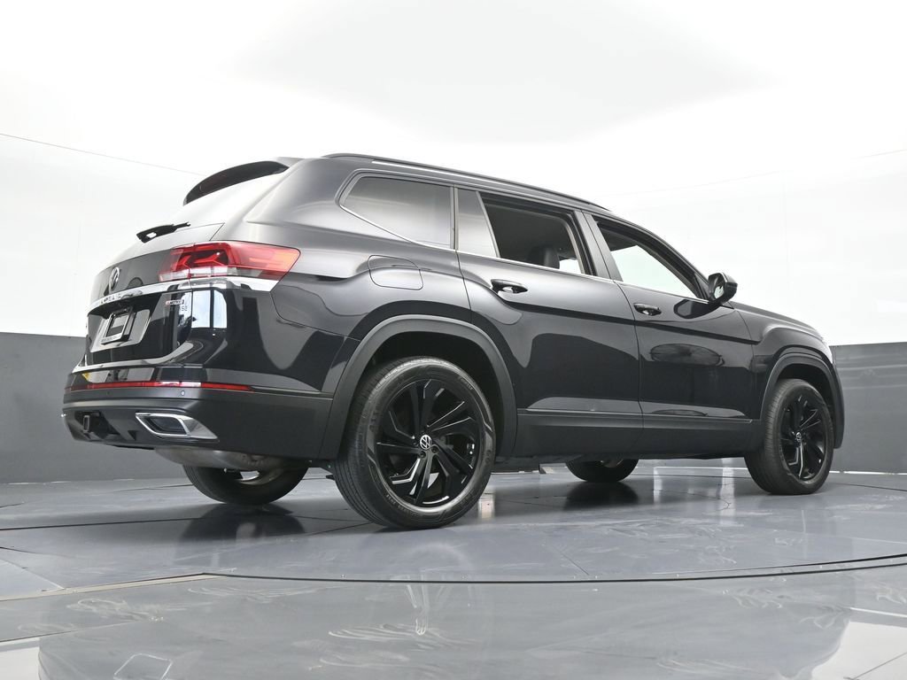 Used 2022 Volkswagen Atlas SE w/ Black Wheel Package image 62