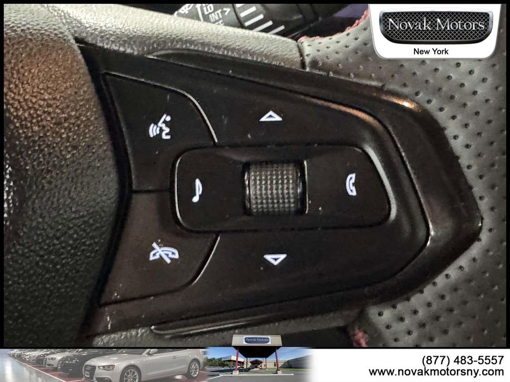 Used 2024 Chevrolet Trax RS FWD image 18