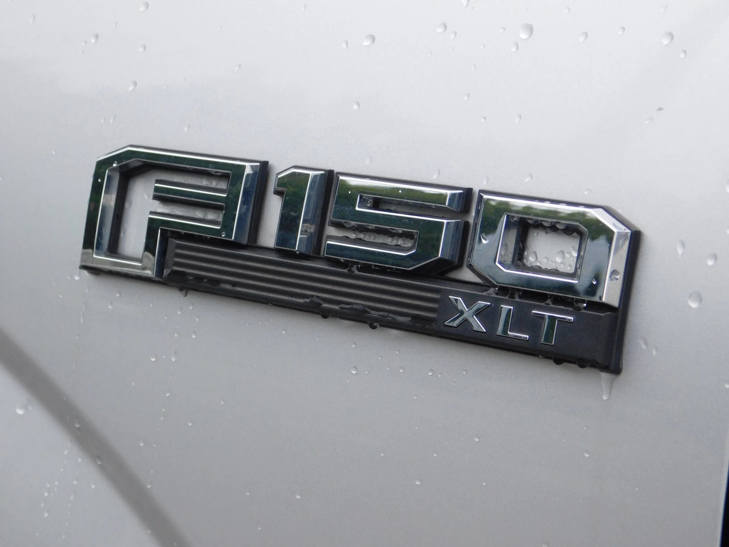 Used 2019 Ford F150 XLT w/ Equipment Group 301A Mid RWD image 11
