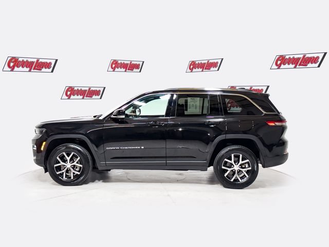 Used 2023 Jeep Grand Cherokee Limited RWD image 4