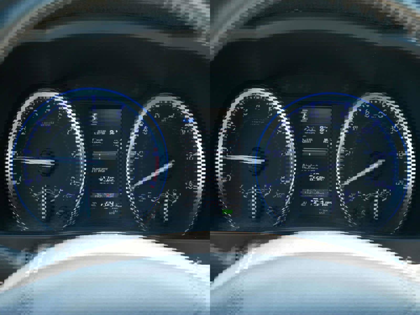 Used 2019 Toyota Highlander XLE image 18