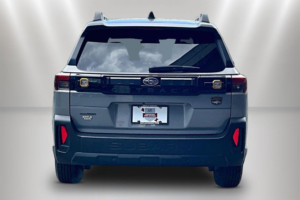 Used 2026 Subaru Outback Wilderness AWD/4WD image 6