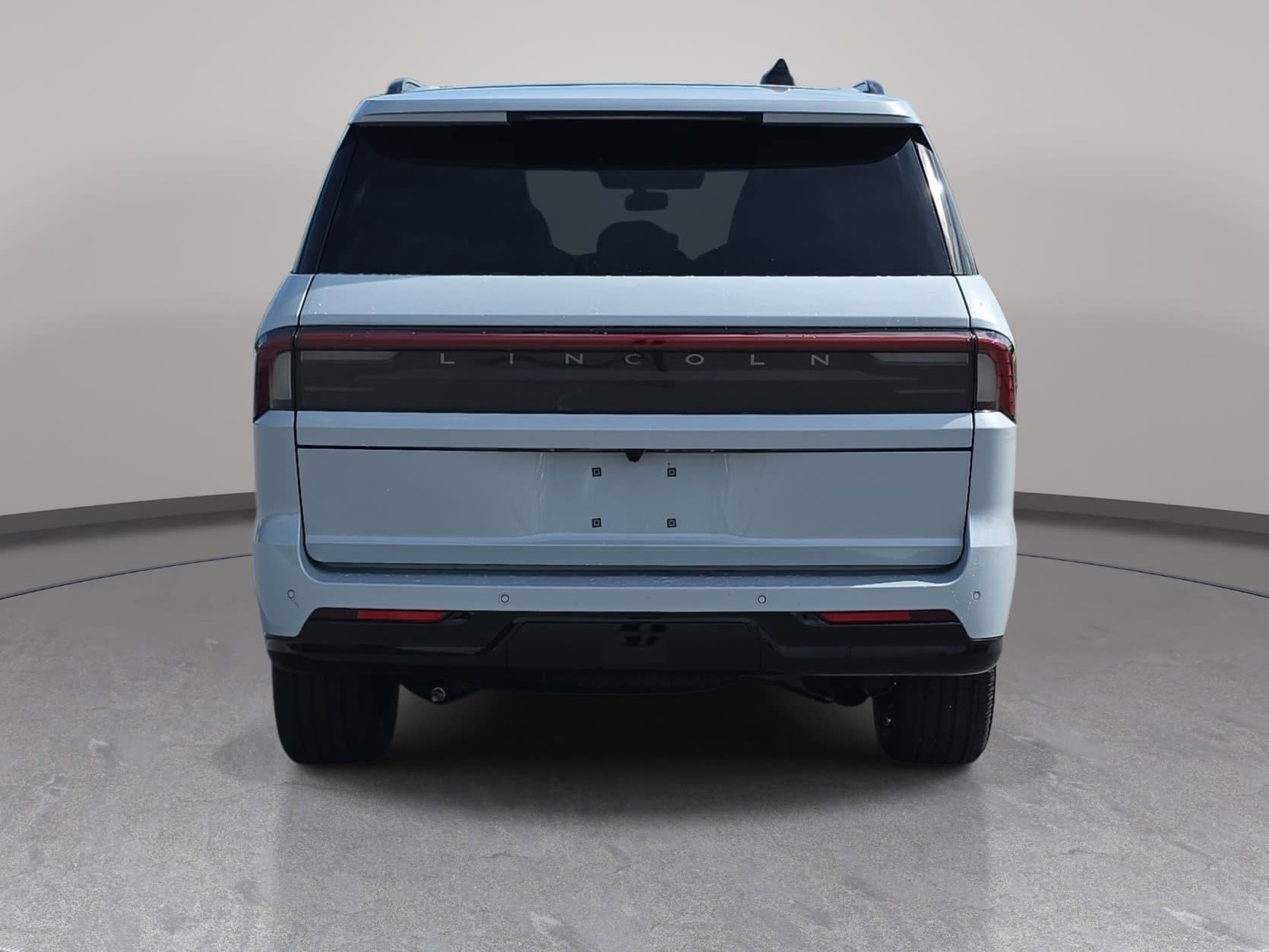 New 2026 Lincoln Navigator Reserve w/ Jet Appearance Package AWD/4WD image 6