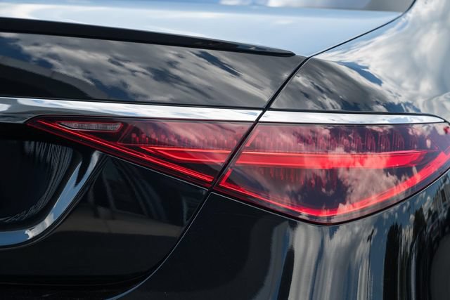 Certified 2022 Mercedes-Benz S 500 4MATIC w/ AMG Line Package image 7