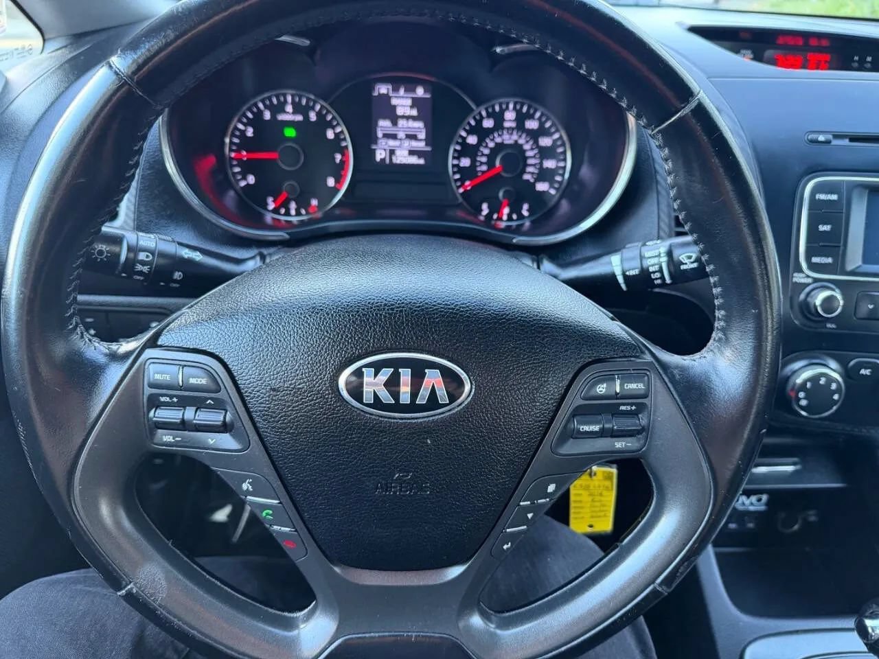 Used 2014 Kia Forte EX FWD image 17