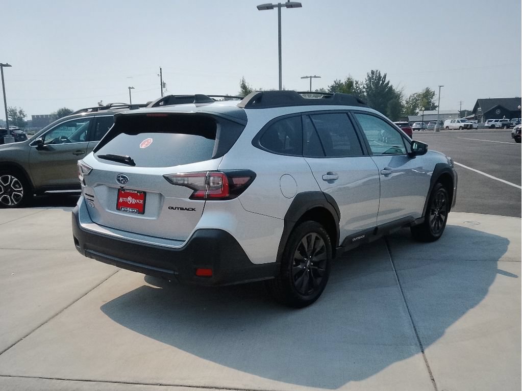 Certified 2024 Subaru Outback Onyx Edition AWD/4WD image 3